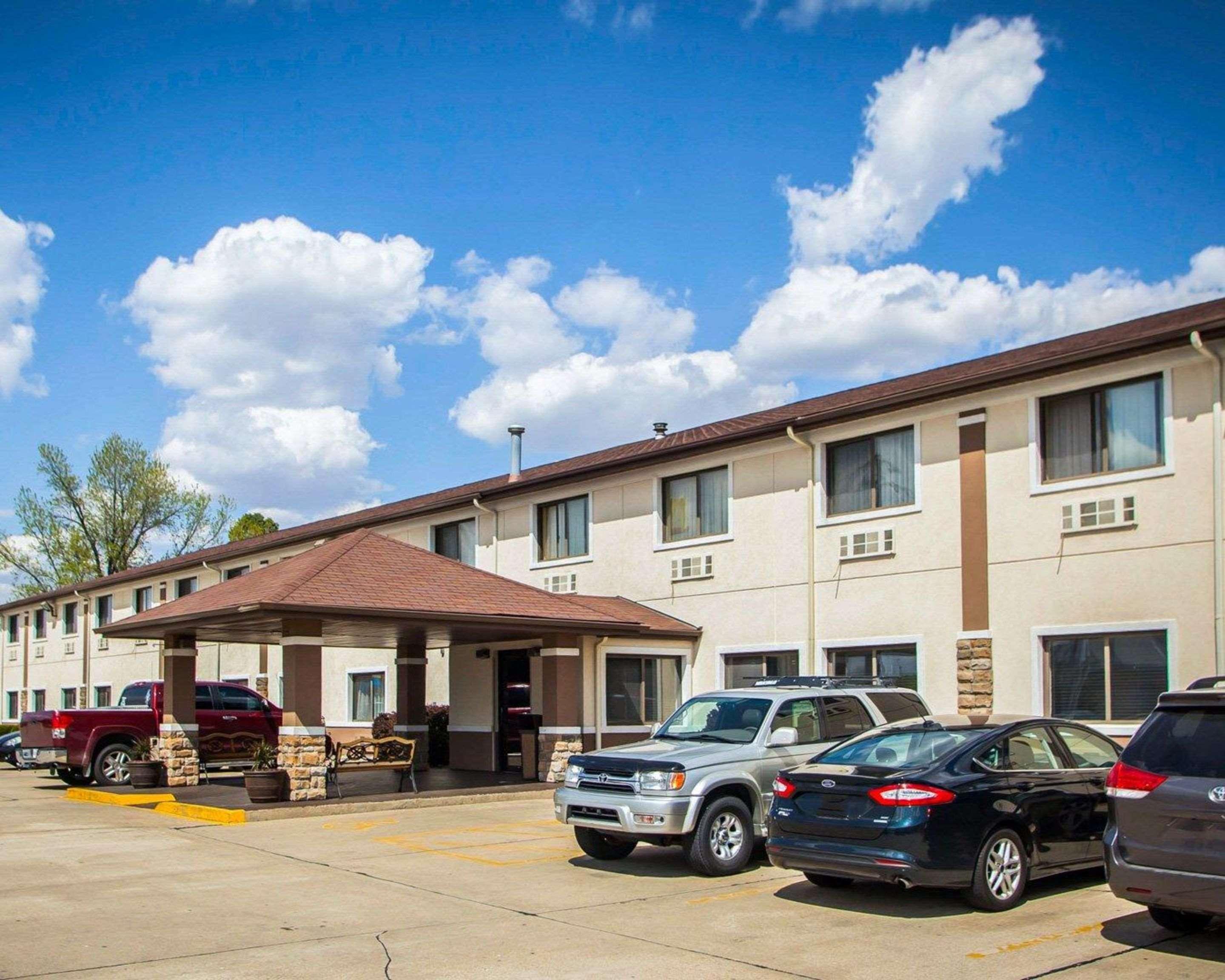 Quality Inn Near I-72 And Hwy 51 Forsyth Kültér fotó